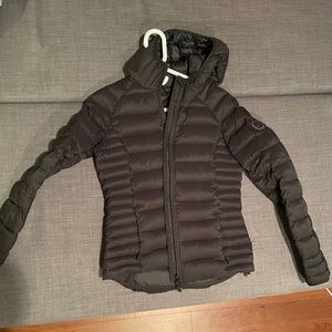 Canada Goose Women’s Lightweight Puffer Jacket